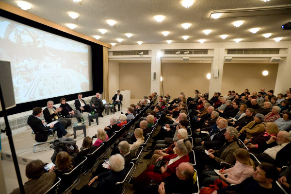 tl_files/weltwissen-veranstaltungen/Podiumsdiskussion ewig leben_9_1_11_Berlin01 tl_files/weltwissen-veranstaltungen/Podiumsdiskussion ewig leben_9_1_11_Berlin01.JPG